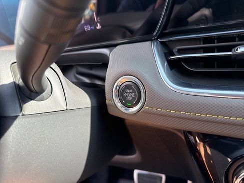 New 2025 Chevrolet TrailBlazer ACTIV w/ Convenience Package image 17