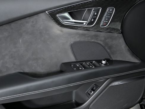 Used 2017 Audi RS 7 Performance image 17