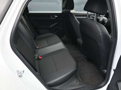 Used 2023 Honda Civic Sport image 9