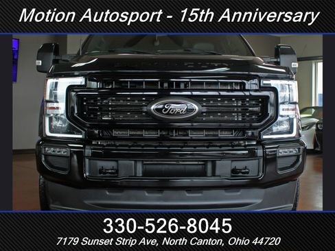 Used 2022 Ford F250 Lariat w/ Black Appearance Package AWD/4WD image 3