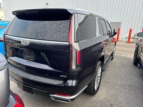 Used 2022 Cadillac Escalade Luxury RWD image 7