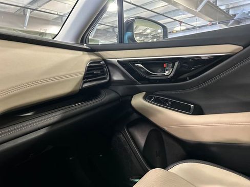 Used 2022 Subaru Outback Limited image 19