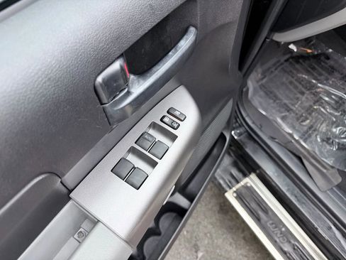 Used 2013 Toyota Tundra 4x4 Double Cab w/ Tow Pkg image 19