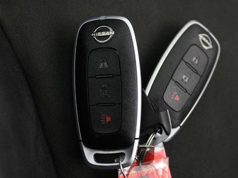 Certified 2024 Nissan Ariya AWD image 30