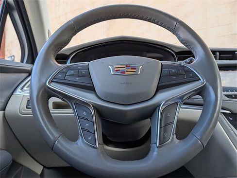 Certified 2023 Cadillac XT5 Premium Luxury w/ LPO, Floor Liner Package image 10