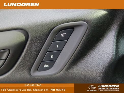 Used 2017 GMC Acadia Denali w/ Technology Package image 14