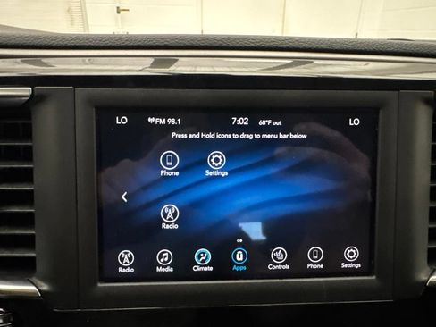 Used 2020 Chrysler Pacifica Touring-L FWD image 31