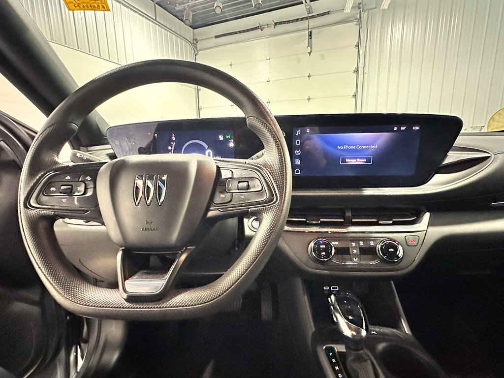 Used 2024 Buick Envista Preferred FWD image 33