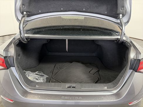 Used 2021 Nissan Sentra S FWD image 14