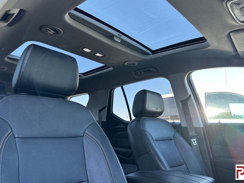Used 2019 Chevrolet Traverse Premier image 20