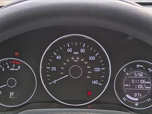 Used 2018 Honda HR-V EX image 11