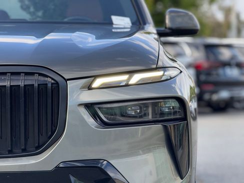Certified 2023 BMW X7 xDrive40i w/ Executive Package image 13