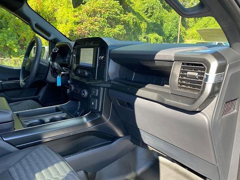 Certified 2022 Ford F150 XL w/ STX Black Appearance Package image 28