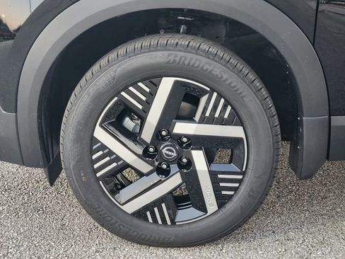 New 2026 Nissan Kicks SV image 7