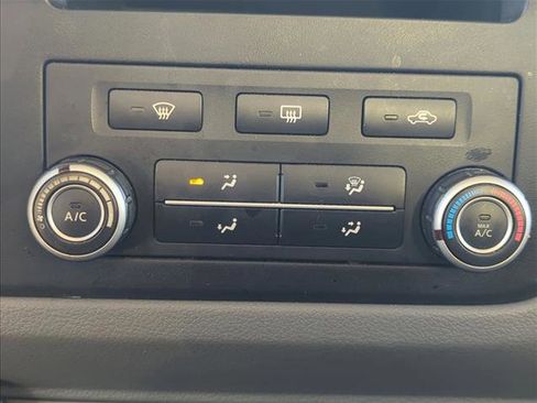 Used 2020 Nissan NV 3500 SV w/ Back Door Glass Package image 19