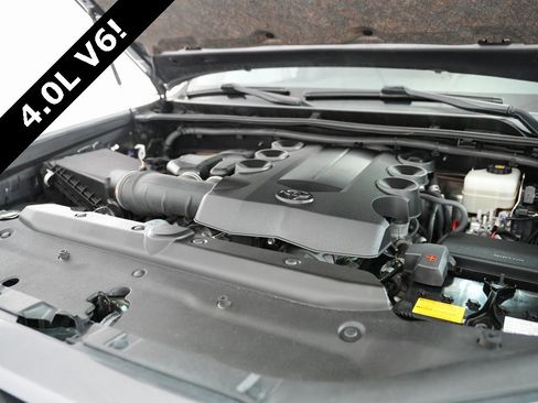 Used 2019 Toyota 4Runner Limited image 57