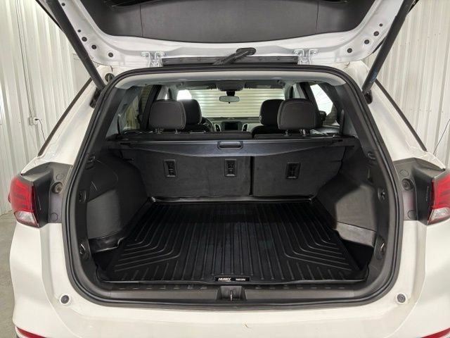 Used 2023 Chevrolet Equinox LT w/ Driver Convenience Package AWD/4WD image 13