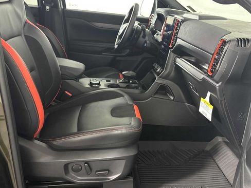Used 2025 Ford Ranger Raptor AWD/4WD image 18