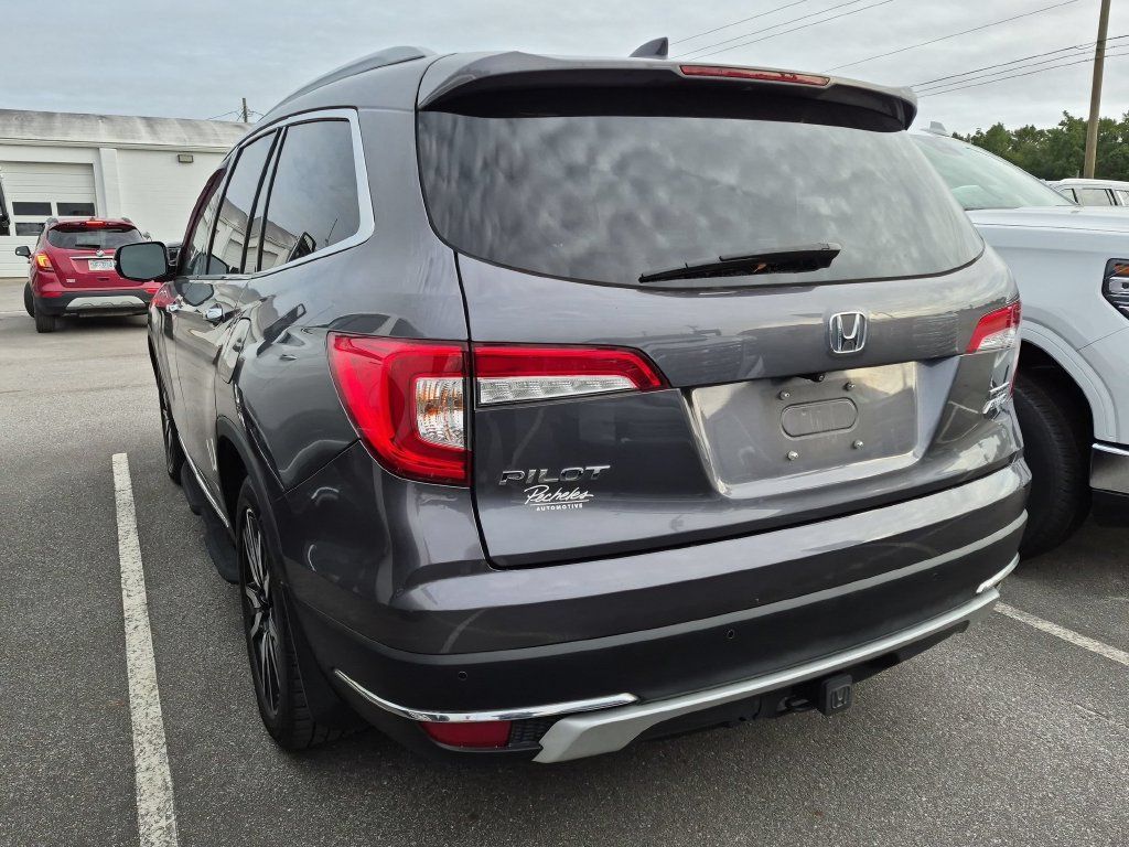 Used 2022 Honda Pilot Touring image 6
