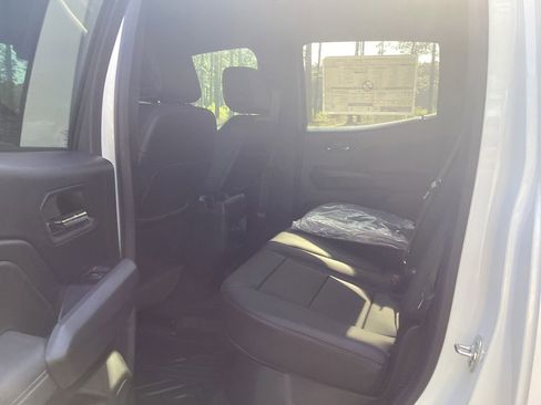 New 2026 Chevrolet Colorado LT w/ LT Convenience Package RWD image 14