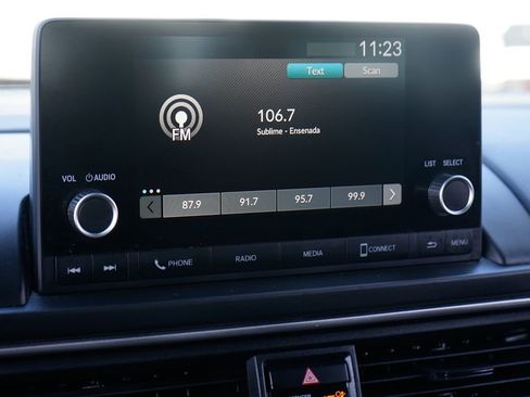 Used 2023 Honda Pilot Sport image 26