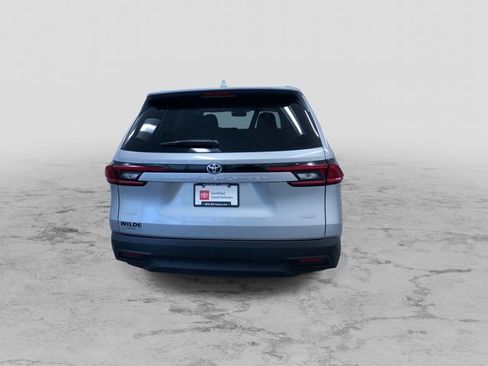 Certified 2025 Toyota Grand Highlander AWD image 9