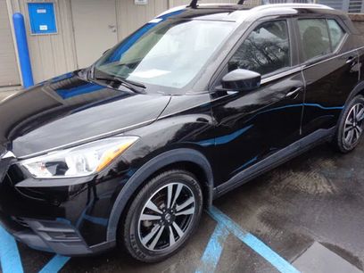 Used 2019 Nissan Kicks SV w/ Exterior Package