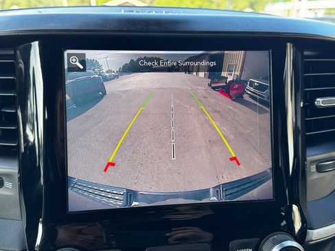 Used 2020 RAM 1500 Big Horn AWD/4WD image 19