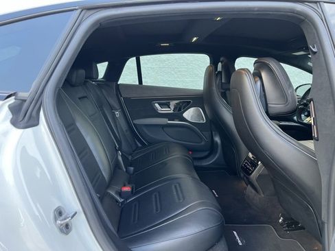 Used 2022 Mercedes-Benz EQS AMG 4MATIC w/ Exclusive Trim Package image 9
