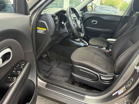 Used 2016 Kia Soul image 15