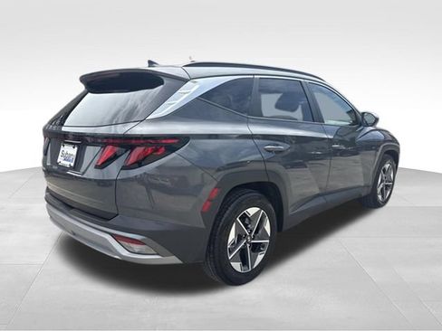 Used 2025 Hyundai Tucson SEL FWD image 7