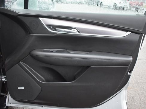 Used 2019 Cadillac XT5 Premium Luxury image 43