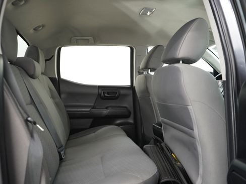 Used 2022 Toyota Tacoma SR image 12