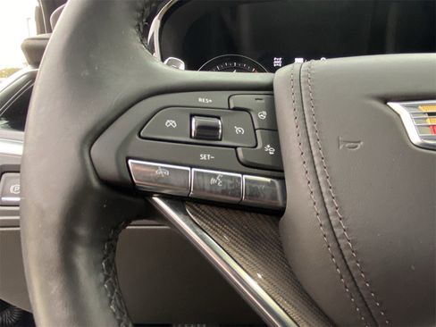 Used 2024 Cadillac XT6 Sport w/ Platinum Package image 22