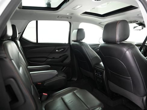 Used 2018 Chevrolet Traverse Premier AWD/4WD image 43