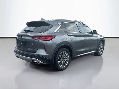 Used 2024 INFINITI QX50 Luxe FWD image 3