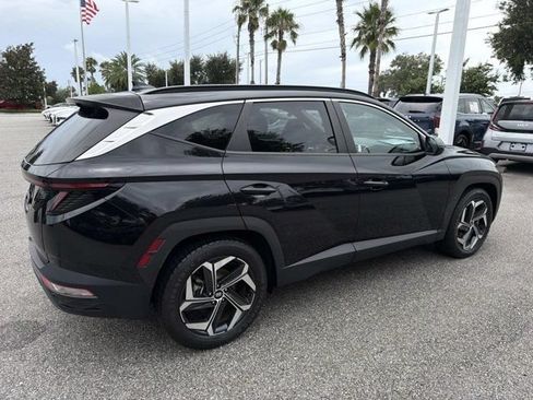 Used 2022 Hyundai Tucson SEL w/ Convenience + Premium Package FWD image 2