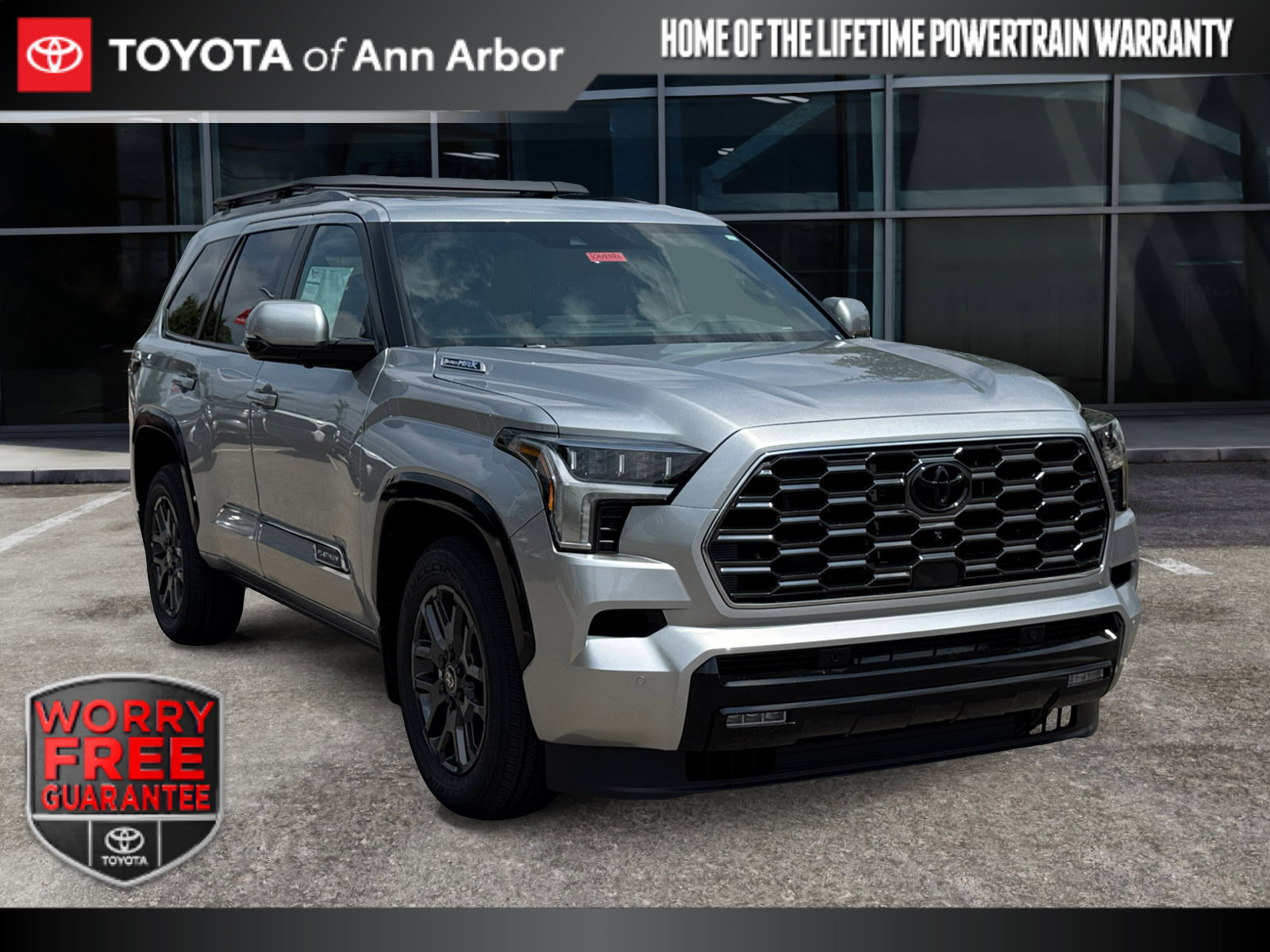 Used 2025 Toyota Sequoia Platinum AWD/4WD image 1