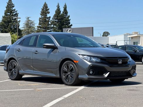 Used 2019 Honda Civic EX image 5