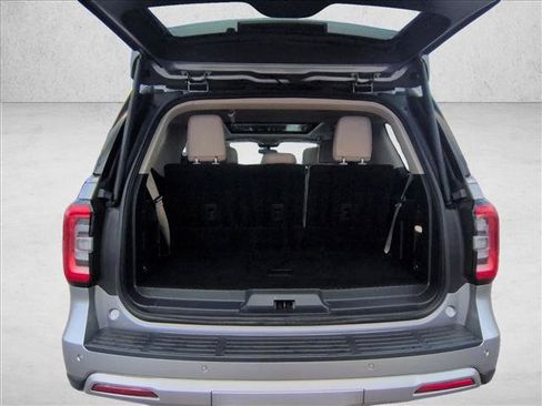 Used 2023 Ford Expedition Limited RWD image 21