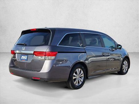 Used 2016 Honda Odyssey SE image 4