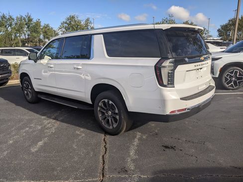 New 2026 Chevrolet Suburban LT w/ Comfort Package image 6
