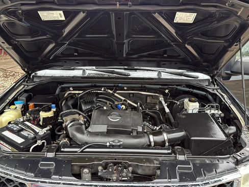Used 2005 Nissan Frontier SE RWD image 10