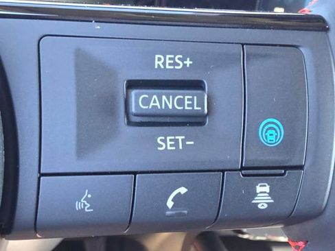 New 2026 Nissan Kicks SR w/ Cold Weather Package image 19