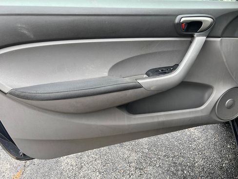 Used 2011 Honda Civic LX image 18