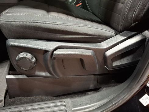 Used 2019 Ford Ranger XLT w/ FX4 Off-Road Package image 12