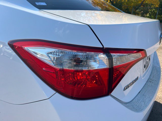 Used 2014 Toyota Corolla LE FWD image 10