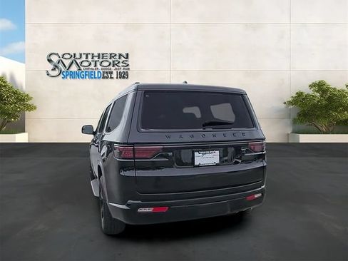 Used 2025 Jeep Wagoneer Series II w/ Convenience Group I AWD/4WD image 29