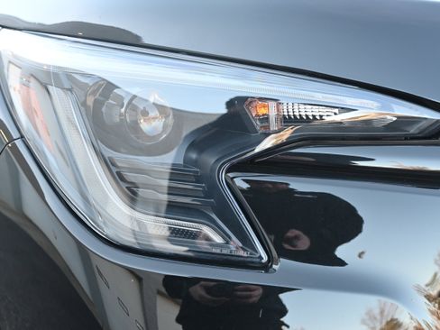 Certified 2025 Subaru Ascent Bronze Edition image 11