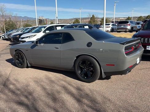 Used 2018 Dodge Challenger T/A image 19